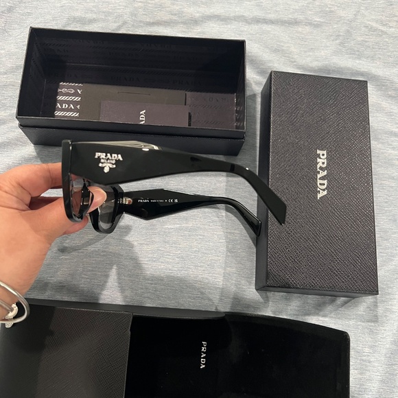 Prada sunglasses black